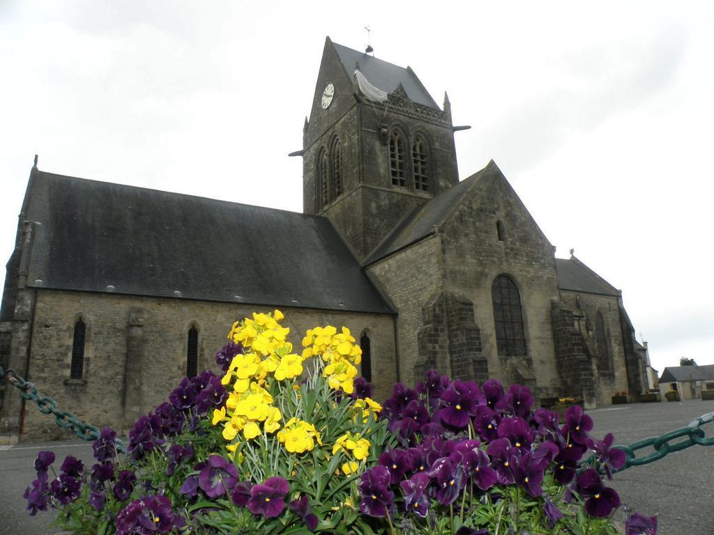 Chambres D'Hotes De L'Eglise Sainte-Mère-Église Zewnętrze zdjęcie